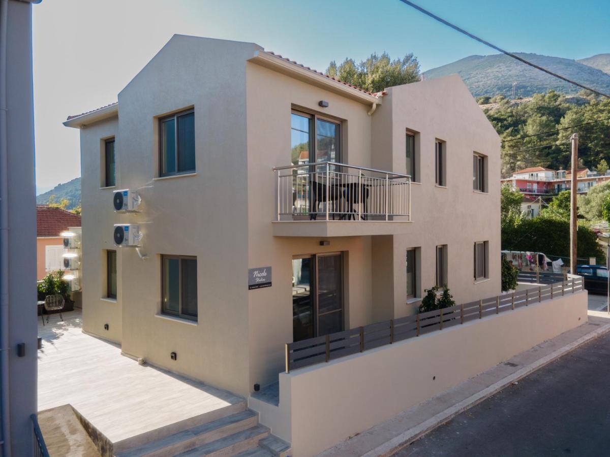 Nicole Studios Agia Efimia Exteriör bild